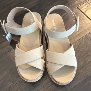Torrid Cream Comfort Sandals with Crisscross Straps